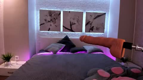 Betty online show from October 2025 08:53:02 PM