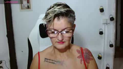 Snapshot of bety_cum3 chatting on June 2026 12:25:01 PM bibiana online show from June 2026 12:25:01 PM