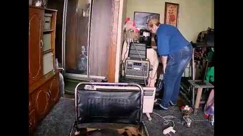 BeverlyQCynia online show from November 2025 12:26:01 PM