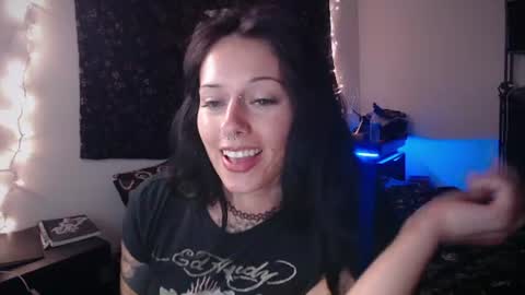 Snapshot of bexbex945874 chatting on August 2026 10:24:02 PM bexbex945874 online show from August 2026 10:24:02 PM