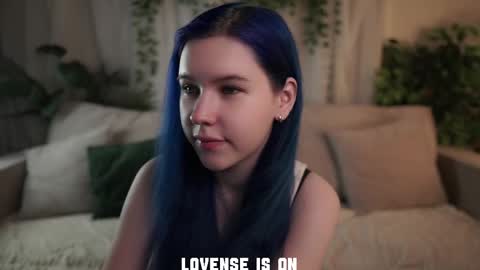 Eliz online show from December 2025 01:21:02 AM