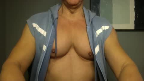 BGDKMUSCLEGUY - SELECTED BY CHATURBATE AS A TOP BROADCASTER FOR 2023 online show from January 2025 04:43:01 PM