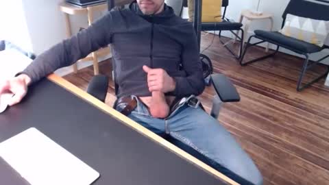 bi_sexy_man online show from May 2026 02:24:01 PM