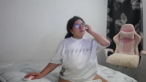 Bianca Tuesday to Sunday from 2am to 6am UTC-5 online show from February 2026 09:02:02 AM