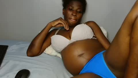 Snapshot of bianca_lue chatting on June 2026 02:16:01 AM bianca baby online show from June 2026 02:16:01 AM