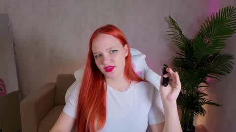 Snapshot of bianca_touch chatting on May 2026 04:30:02 AM Candace online show from May 2026 04:30:02 AM
