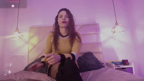 Snapshot of biancaluxx1 chatting on October 2025 11:33:02 AM Bianca online show from October 2025 11:33:02 AM