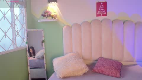 Snapshot of biancaluxx1 chatting on December 2025 11:41:01 AM Bianca online show from December 2025 11:41:01 AM