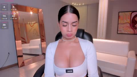 Snapshot of biancapierce_ chatting on February 2025 02:40:01 PM Bianca Pierce online show from February 2025 02:40:01 PM