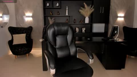 Snapshot of biancapierce_ chatting on September 2025 11:54:01 AM Bianca Pierce online show from September 2025 11:54:01 AM