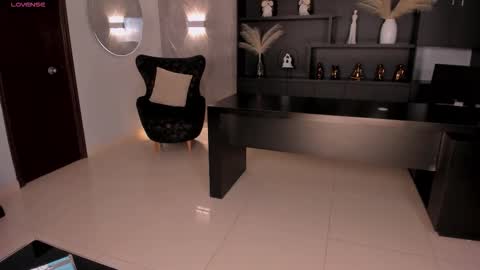 Snapshot of biancapierce_ chatting on September 2025 11:54:01 AM Bianca Pierce online show from September 2025 11:54:01 AM