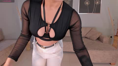 Snapshot of biancapierce_ chatting on October 2025 11:52:02 AM Bianca Pierce online show from October 2025 11:52:02 AM