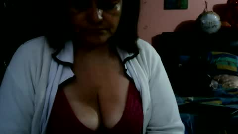 Snapshot of biancasteel chatting on June 2026 10:41:02 PM biancasteel online show from June 2026 10:41:02 PM