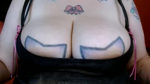 bianca online show from October 2025 01:07:01 PM