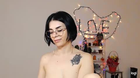 innasugarwild online show from March 2026 05:50:01 PM