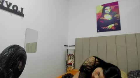 Snapshot of big_ass_sexy_love chatting on June 2026 11:31:01 PM big_ass_sexy_love online show from June 2026 11:31:01 PM