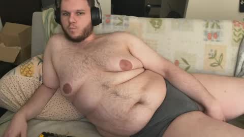 Snapshot of big_chubby_ chatting on May 2026 05:19:01 PM BigChubby online show from May 2026 05:19:01 PM