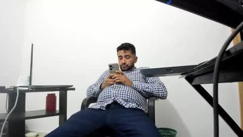 Tommy online show from January 2026 02:05:02 AM