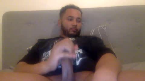 Snapshot of big_daddy333 chatting on March 2025 07:07:02 PM big_daddy333 online show from March 2025 07:07:02 PM
