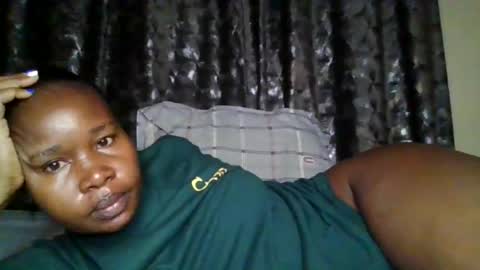 Snapshot of big_diva chatting on July 2026 12:35:01 AM big_diva online show from July 2026 12:35:01 AM