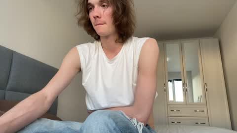 big_lil_small online show from June 2026 03:56:02 PM