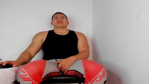Snapshot of big_pecs_1 chatting on May 2026 06:38:02 PM LEO online show from May 2026 06:38:02 PM