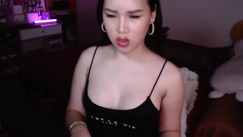 Snapshot of bigassslutdoll chatting on December 2024 07:17:01 AM Mia online show from December 2024 07:17:01 AM