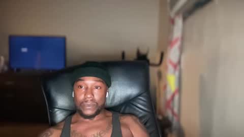 Snapshot of bigbackwoodcali chatting on February 2025 08:30:02 AM bigbackwoodcali online show from February 2025 08:30:02 AM