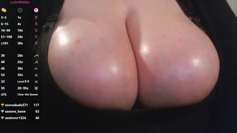 Snapshot of bigbittiesandfun chatting on September 2025 02:13:02 AM bigbittiesandfun online show from September 2025 02:13:02 AM