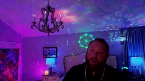 Snapshot of bigboi1o11 chatting on May 2026 07:03:01 AM Bigboi1o11 online show from May 2026 07:03:01 AM