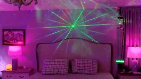 Snapshot of bigboi1o11 chatting on May 2026 06:20:01 AM Bigboi1o11 online show from May 2026 06:20:01 AM