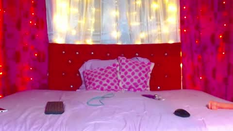 Lissa online show from November 2025 01:38:01 AM