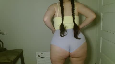 Isabella online show from January 2026 05:32:01 AM