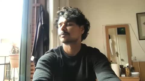 bigbrown_boy online show from May 2026 03:08:02 PM