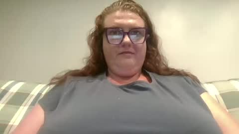 bigbustytittiescouple online show from June 2026 01:30:02 AM