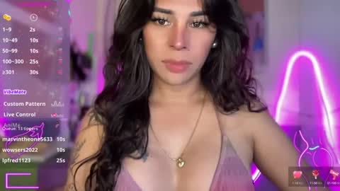 Snapshot of bigcockamanda23 chatting on October 2025 02:28:01 PM queen amanda online show from October 2025 02:28:01 PM