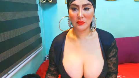 Snapshot of bigcocknloadstits chatting on July 2026 03:18:01 PM Flirty Sofia online show from July 2026 03:18:01 PM