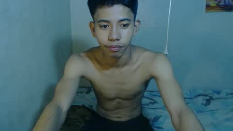 Snapshot of bigcockyummysex chatting on October 2025 10:17:02 AM bigcockyummysex online show from October 2025 10:17:02 AM