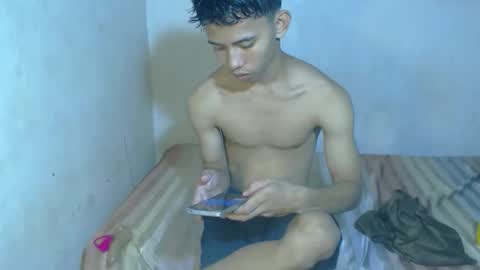 Snapshot of bigcockyummysex chatting on October 2025 03:08:01 AM bigcockyummysex online show from October 2025 03:08:01 AM