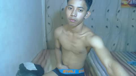 Snapshot of bigcockyummysex chatting on October 2025 04:02:02 AM bigcockyummysex online show from October 2025 04:02:02 AM