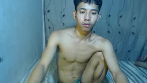 Snapshot of bigcockyummysex chatting on November 2025 04:17:01 PM bigcockyummysex online show from November 2025 04:17:01 PM