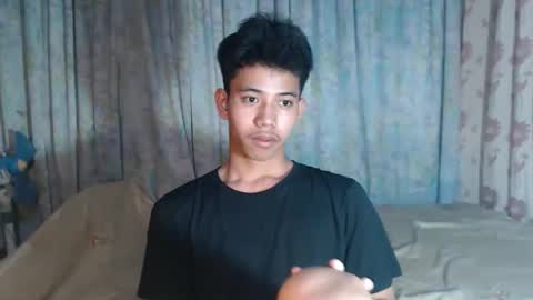 Snapshot of bigcockyummysexjosh chatting on February 2026 09:36:02 AM bigcockyummysexjosh online show from February 2026 09:36:02 AM