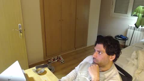 Snapshot of bigcok35spain chatting on February 2025 06:26:02 PM bigcok35spain online show from February 2025 06:26:02 PM