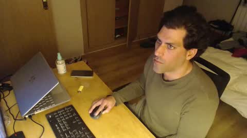 Snapshot of bigcok35spain chatting on February 2025 09:04:02 PM bigcok35spain online show from February 2025 09:04:02 PM