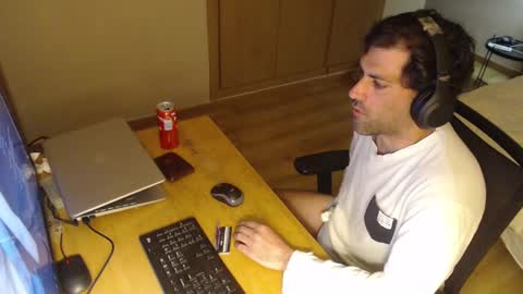 Snapshot of bigcok35spain chatting on February 2025 11:57:02 PM bigcok35spain online show from February 2025 11:57:02 PM