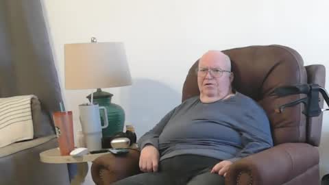 Snapshot of bigcraig123 chatting on March 2025 06:37:02 PM Craig online show from March 2025 06:37:02 PM