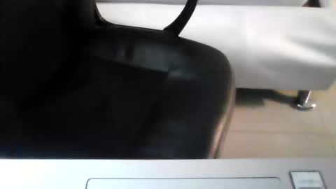 Snapshot of bigdaddy0023 chatting on April 2026 06:03:01 PM Big Daddy online show from April 2026 06:03:01 PM