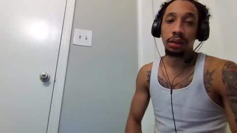 Snapshot of bigdickmarixxx chatting on October 2025 09:21:02 AM bigdickmarixxx online show from October 2025 09:21:02 AM