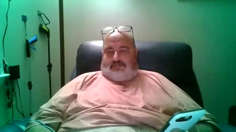 Snapshot of bigfuzzyteddybear chatting on September 2025 12:27:01 AM bigfuzzyteddybear online show from September 2025 12:27:01 AM