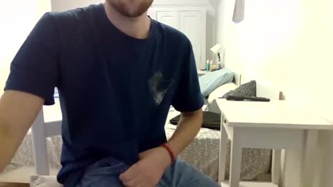 biggbaguette1 online show from September 2025 01:26:02 PM